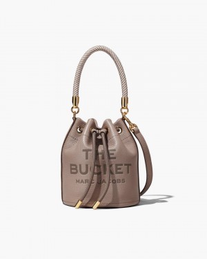 Marc Jacobs The Leather Bucket Bag Cement | UVZFIS470