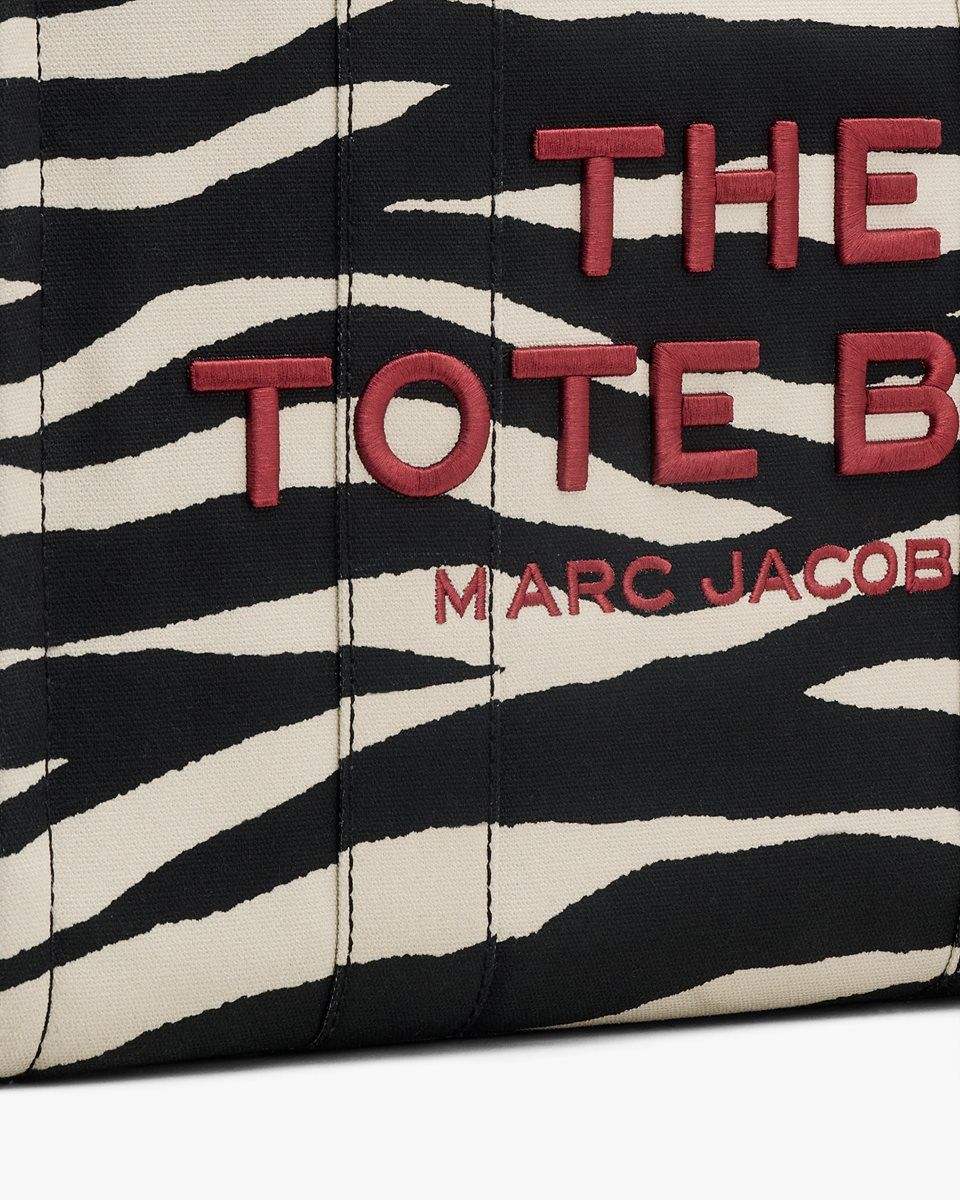 Marc Jacobs The Zebra Canvas Large Tote Bag Black / White | VEZHYA742